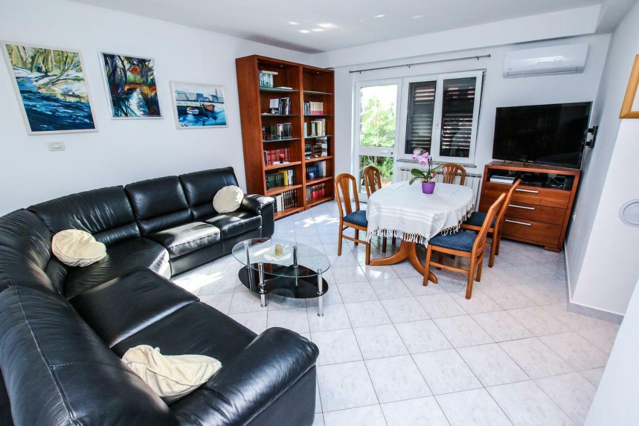 Apartman Mario Appartement Poreč Buitenkant foto