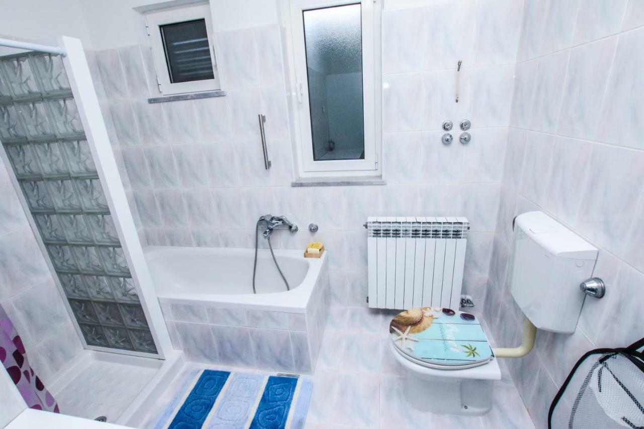Apartman Mario Appartement Poreč Buitenkant foto